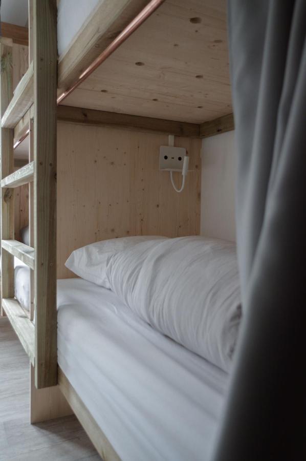 Bodygo Hostel Вальфрежус Екстер'єр фото